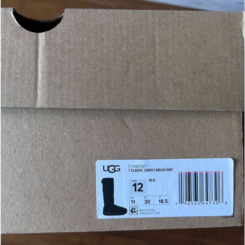 UGG Australia "Toddler" Girls Classic Cardi Cabled-Knit Boots